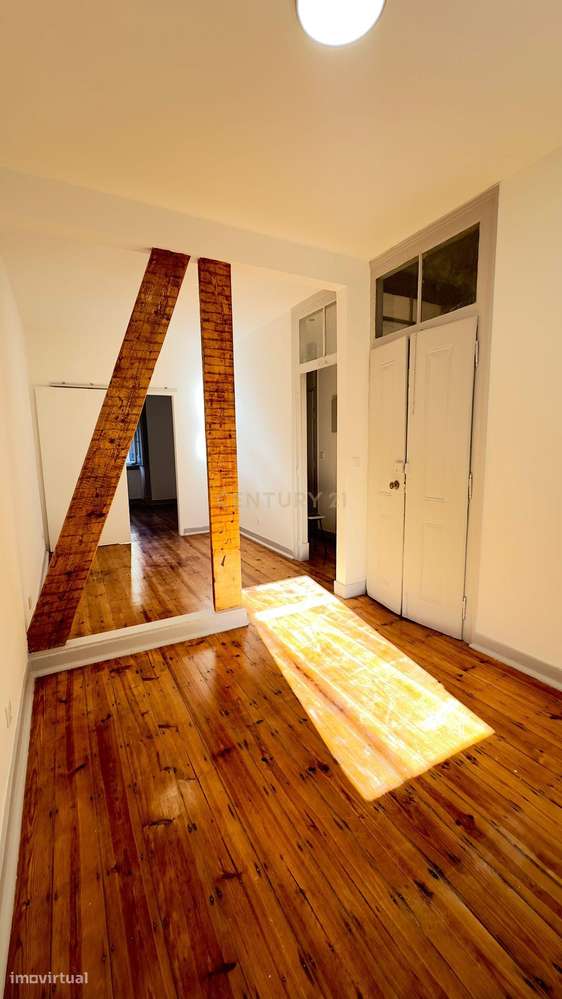 Apartamento T2+1 Renovado em São Vicente, Lisboa - Grande imagem: 4/21