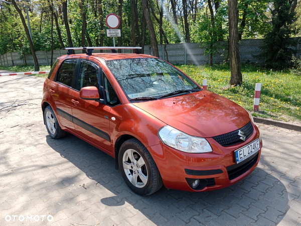 Suzuki SX4 1.6 Comfort Plus - 3