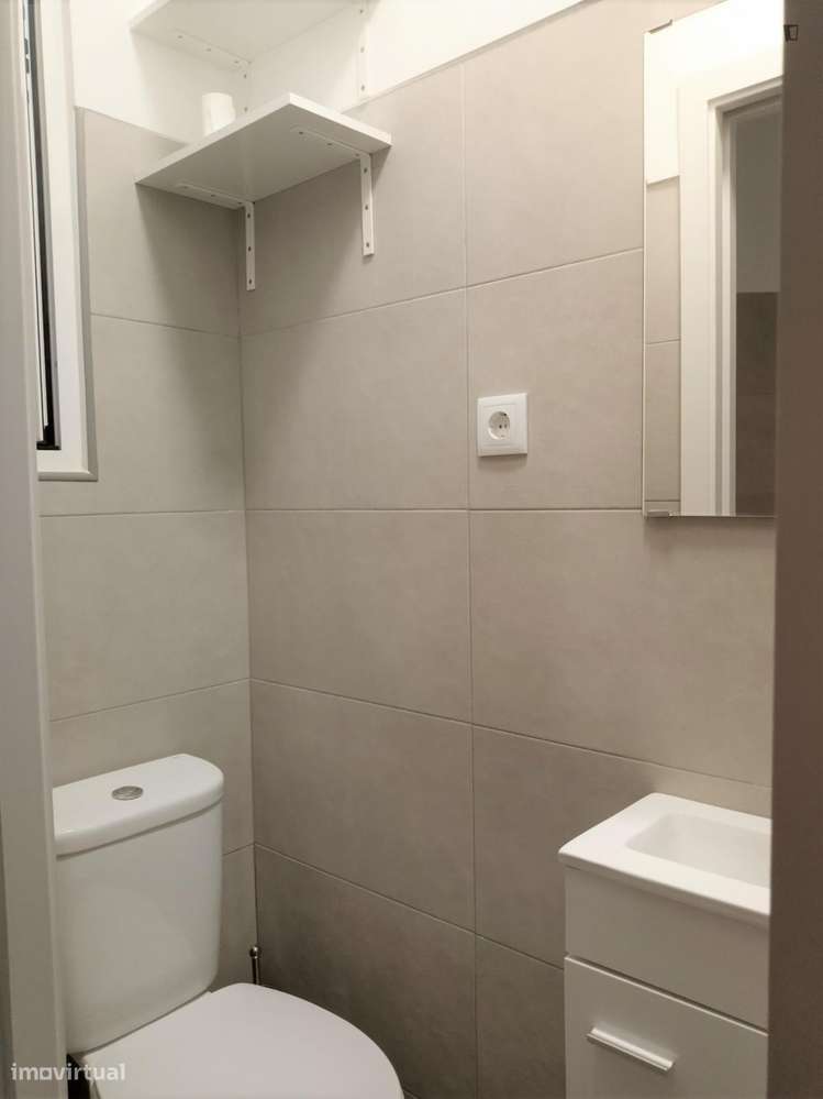 Apartamento com 1 quartos - localizado em Arroios Lisbon - Grande imagem: 4/6