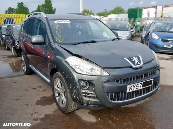 Dezmembrez Peugeot 4007 2.2 diesel 2009 - 1