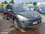 Dezmembrez Peugeot 4007 2.2 diesel 2009 - 1