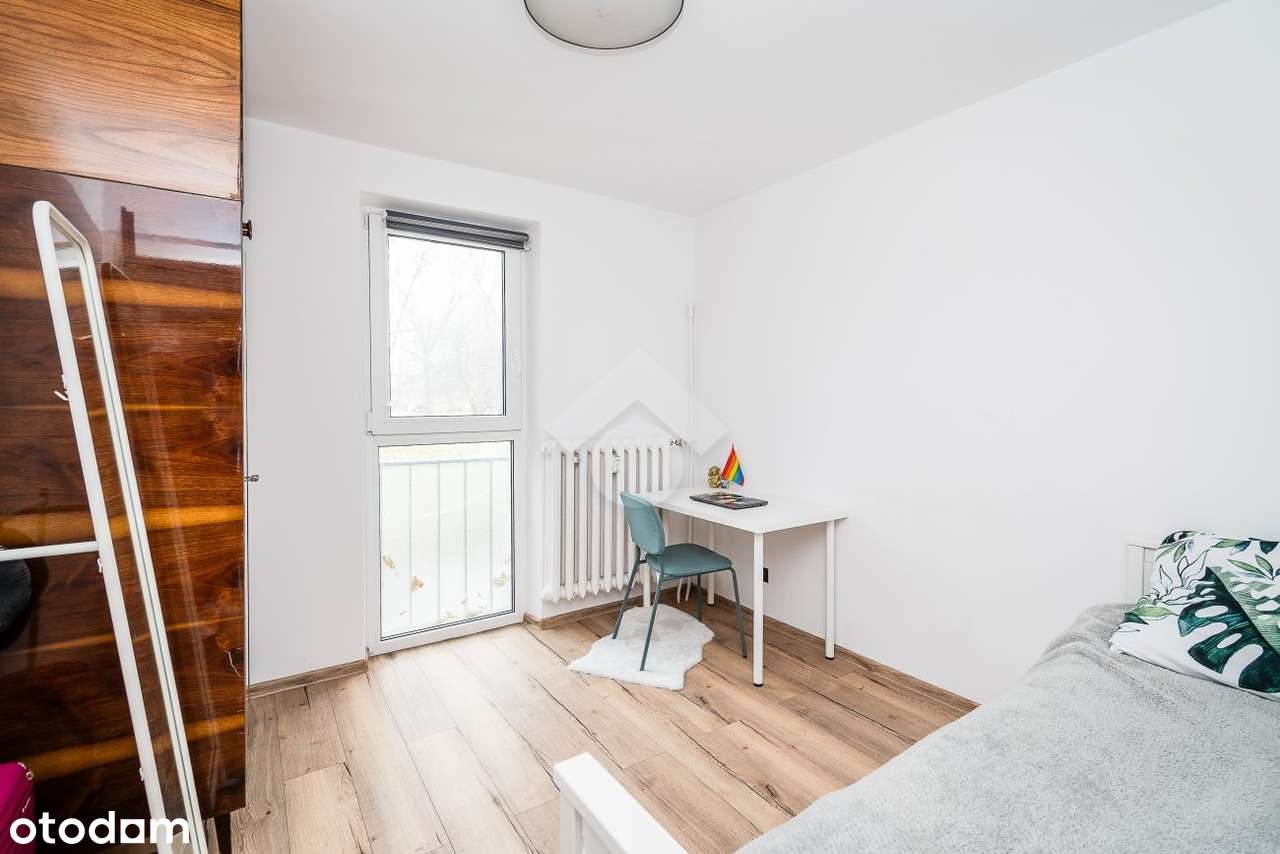 Kraków – Os. Podwawelskie – ul. Komandosów-4