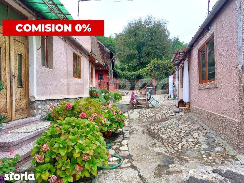 Casa individuala de vanzare 4 camere 1250 mp teren liber Ocna Sibiului