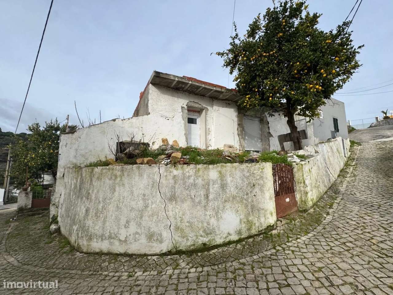 Oportunidade em Calhandriz: Moradia T2 Semi-Remodelada com Opção Ch...-11