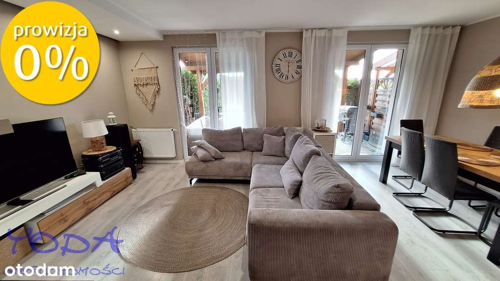 wygodny, funkcjonalny dom w otoczeniu zieleni-3