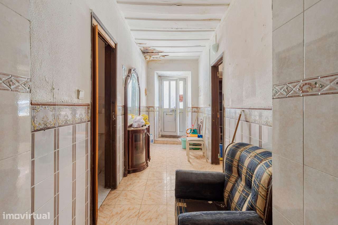 Prédio para Investimento  R/C e 1 Andar Fonte Nova  Centro Histórico - Grande imagem: 5/39