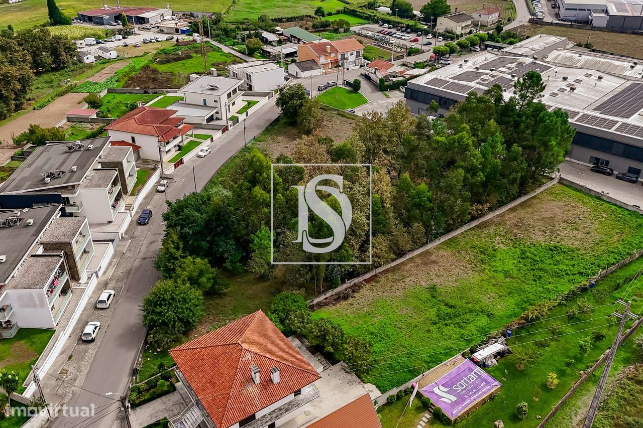 Terreno com 1610m2 - Grande imagem: 5/15