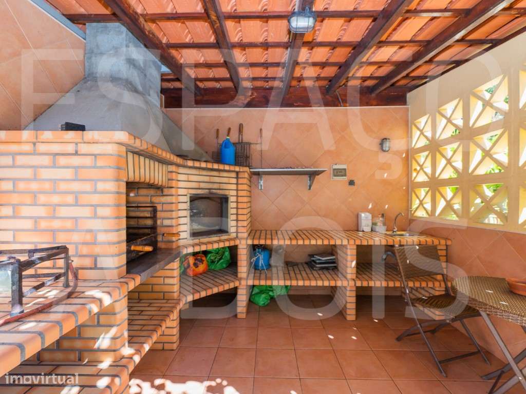 DESLUMBRANTE! INDEPENDENTE (isolada). Excelente qualidade de constr...-44