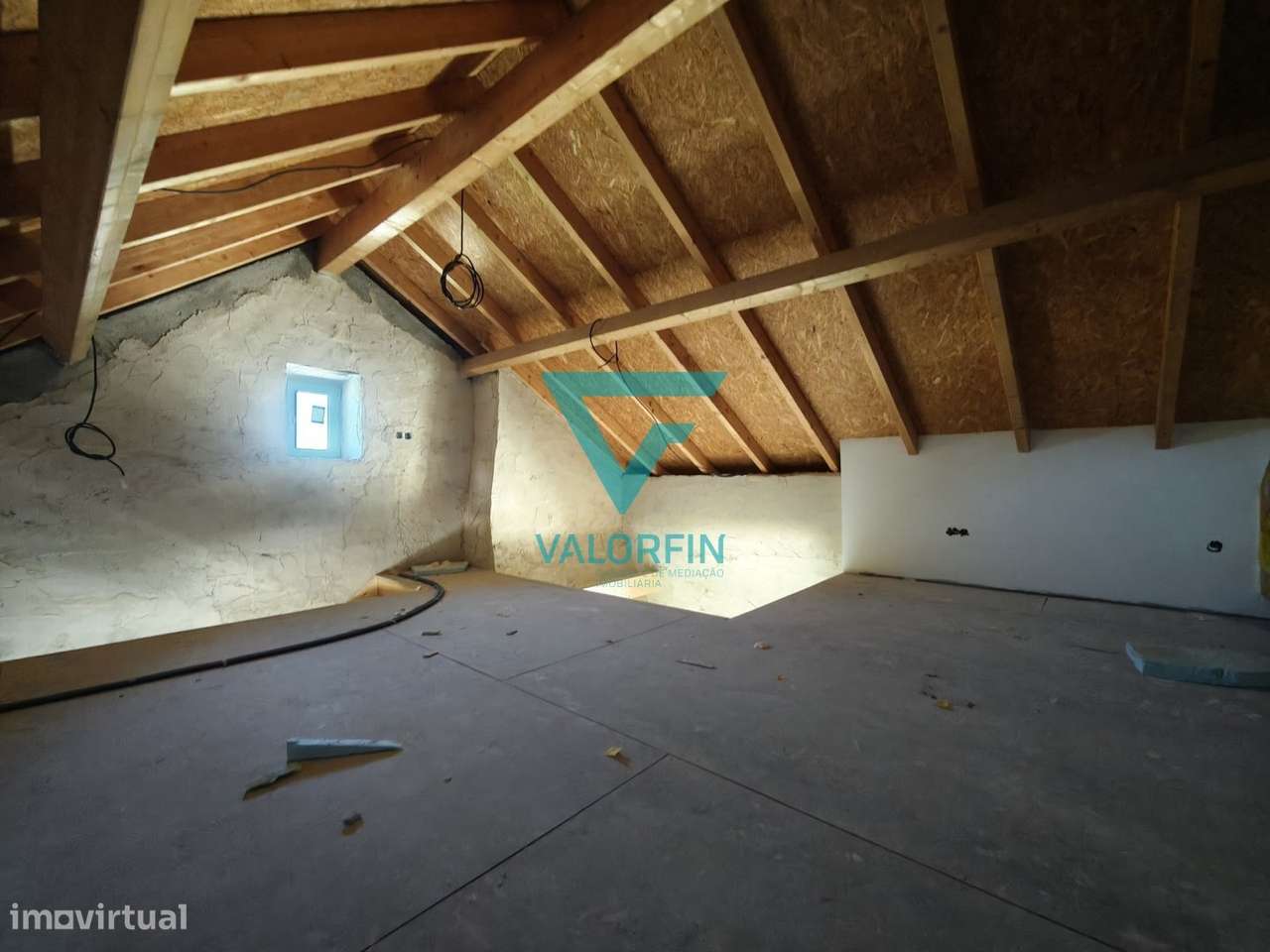 Moradia de Charme T3 c/ Piscina e Jardim / Abiul - Pombal-23