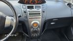 Toyota Yaris 1.33 VVT-i Sol - 11