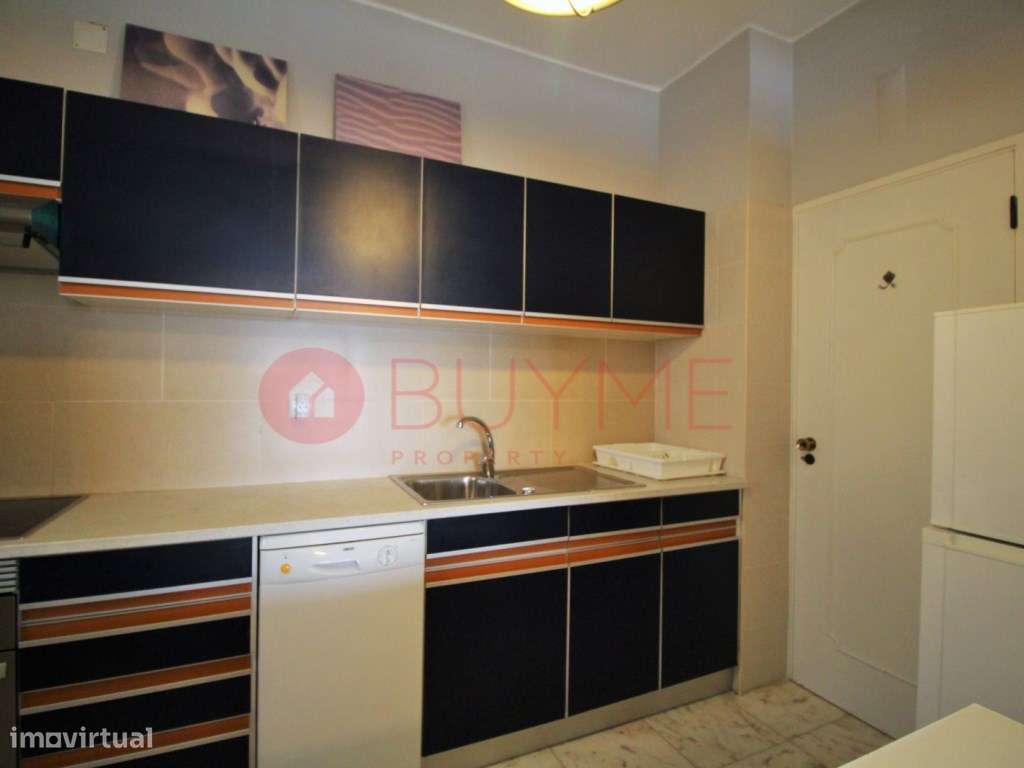 Apartamento T3 em Primeira Linha da Praia de Quarteira - Grande imagem: 5/9