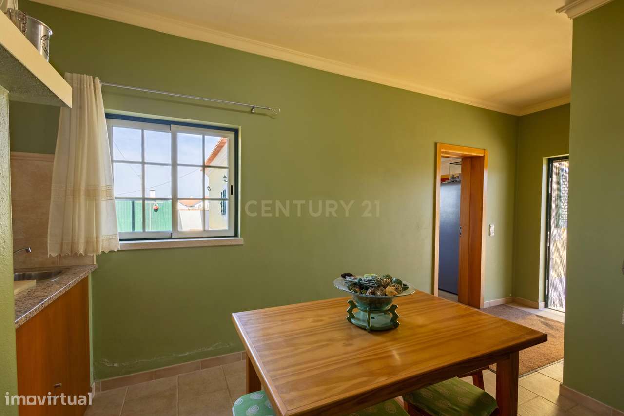 Moradia Térrea T3 com Suite, Churrasqueira e Estacionamento – Glória d - Grande imagem: 5/51