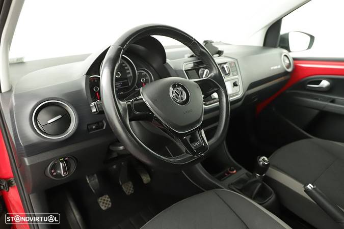 VW Cross Up! 1.0 - 7