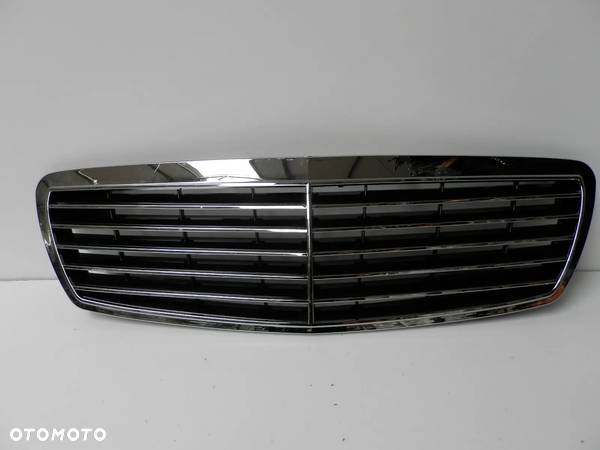 GRILL ATRAPA CHŁODNICY MERCEDES W211 E KLASA 02 - 06'' NOWY - 1