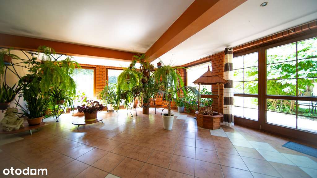 Wyjątkowy Dom w Zemborzycach Dolnych-18