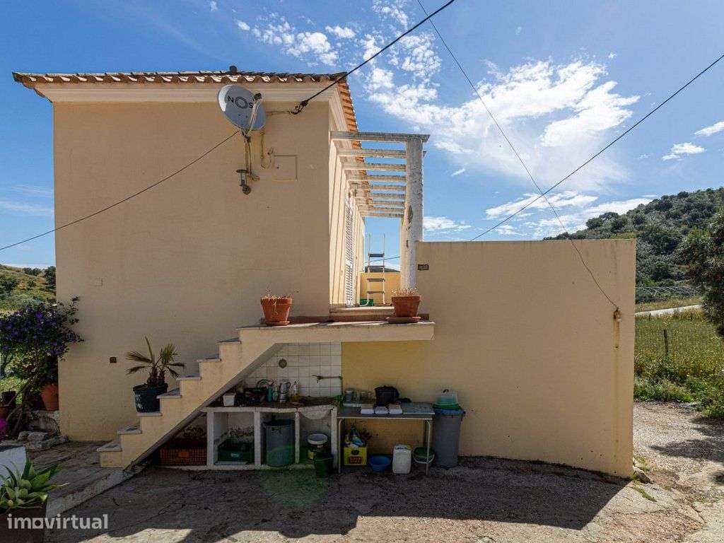 Moradia T2 com terraço em zona tranquila de Tavira-21