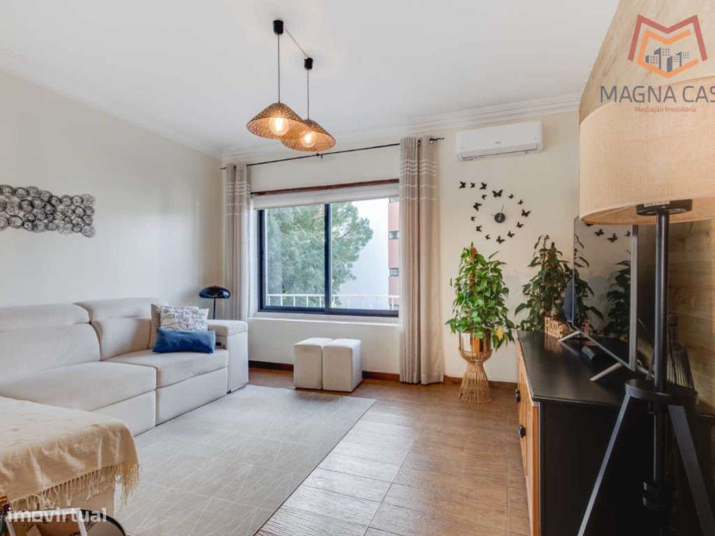 Moradia T10 com logradouro a 5 min da A5, a 7 min de carro da Nova ...-15