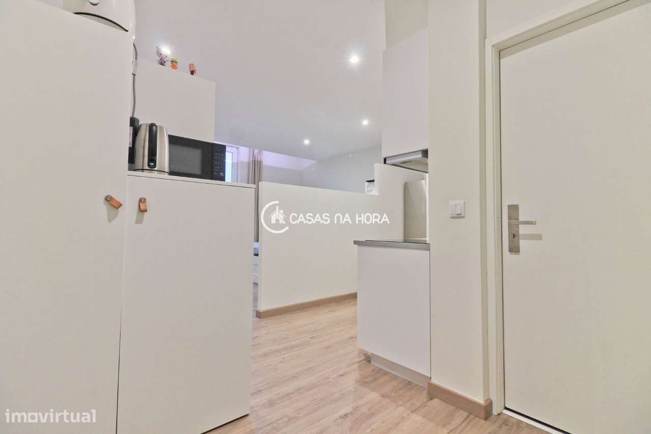 T0 Matosinhos junto ao Metro | Mobilado e Equipado - Grande imagem: 3/16