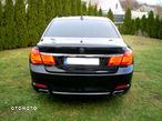 BMW Seria 7 740d - 18