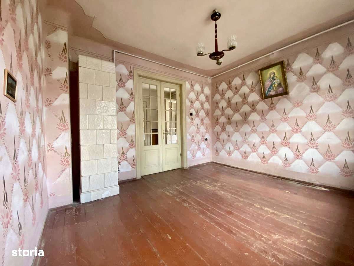 Apartament în Vila Decebal -Mihai Bravu - Imagine principală: 1/4