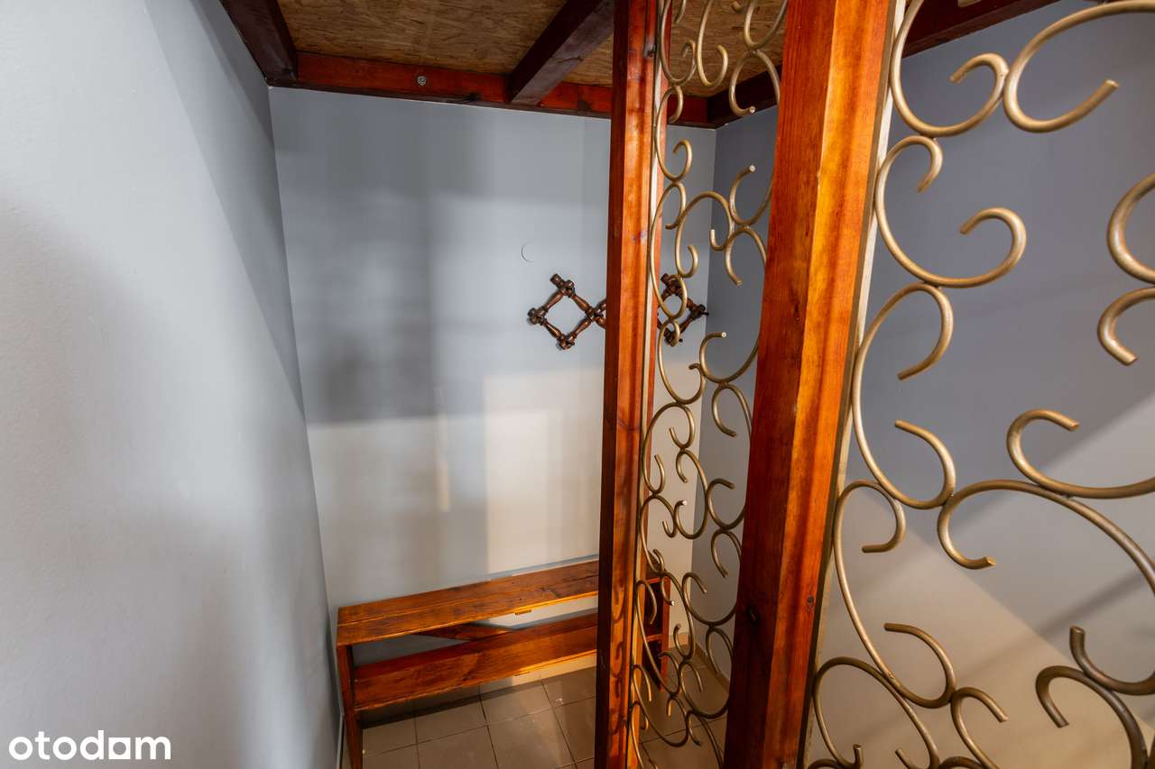 przy lesie I 3 min od S17/S2 I 20 min do Centrum-14