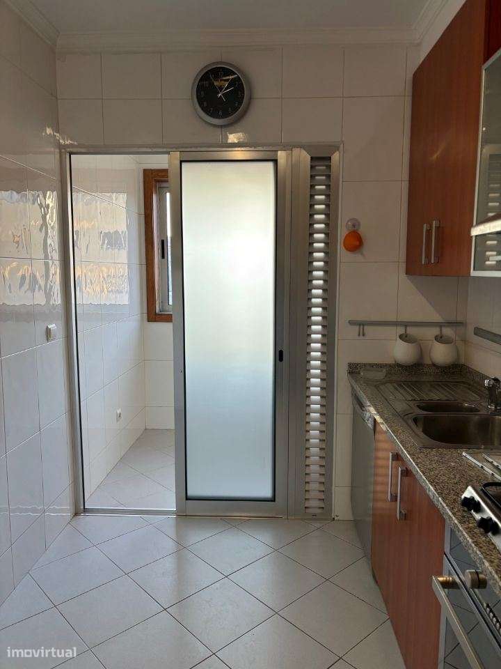 Excelente T2 c/ L. Garagem/Matosinhos Sul/Praia/Rua D. João I/junto... - Grande imagem: 2/18