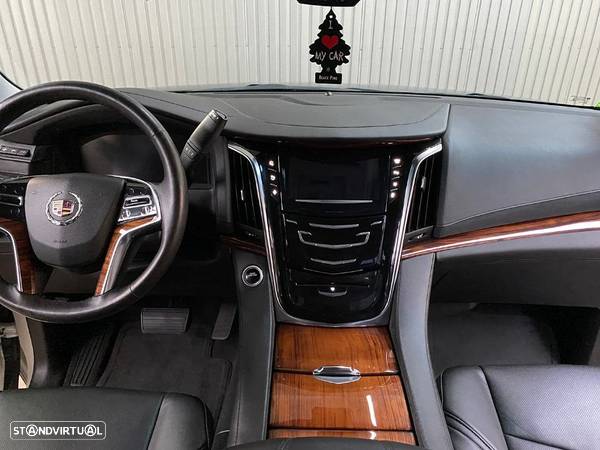 Cadillac Escalade 6.2 V8 Luxury - 30