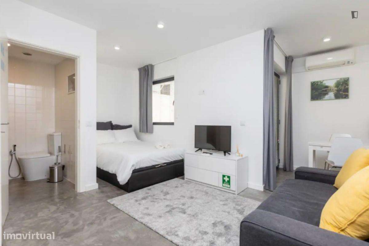 Estúdio - localizado em Aveiro - Grande imagem: 5/10