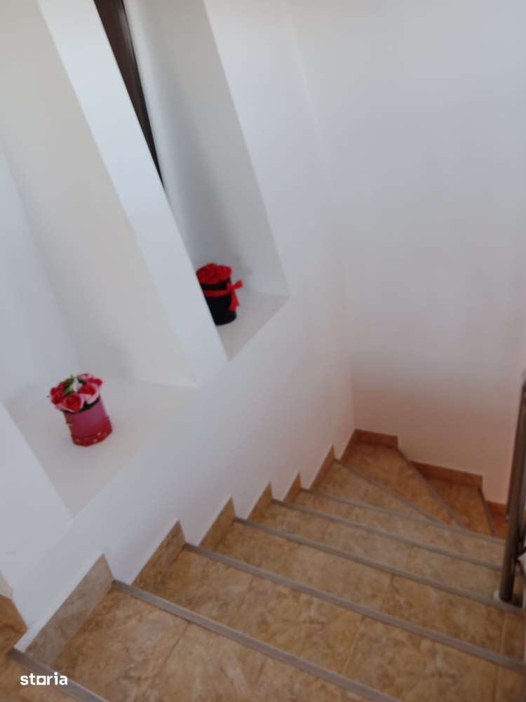 RAMDA,Casa de vanzare ,4 camere ,S+P+M, Santandrei ,teren, 1000 mp - Imagine principală: 3/20