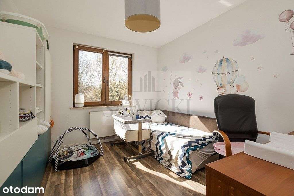 Narożny segment z bardzo ładnym ogrodem, garaż.-10