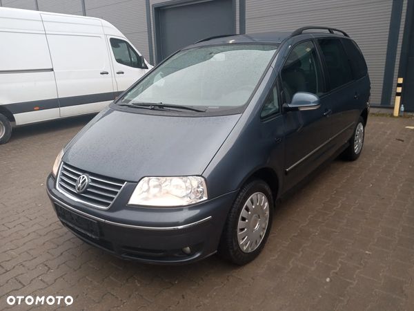 Volkswagen Sharan 1.8T Comfortline - 1