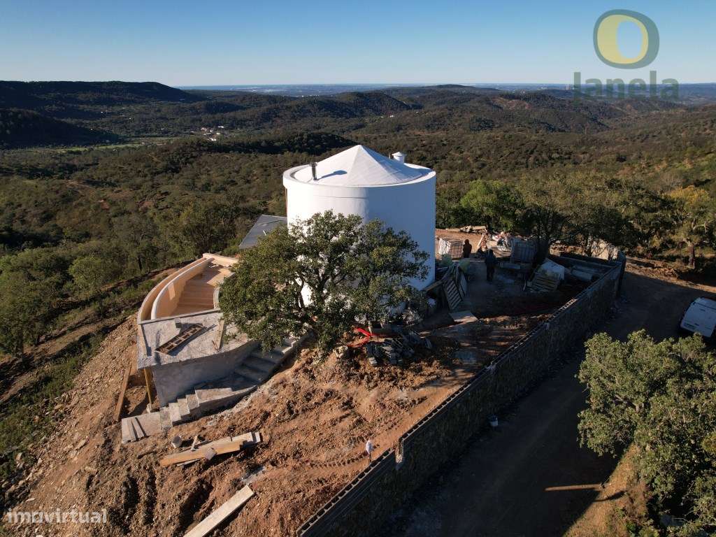 MOINHO com piscina e vista fantástica sobre a Serra do Caldeirão - Grande imagem: 4/32