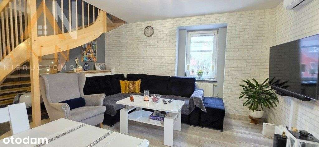 Dwupoziomowe mieszkanie dla dużej rodziny, Sady-7