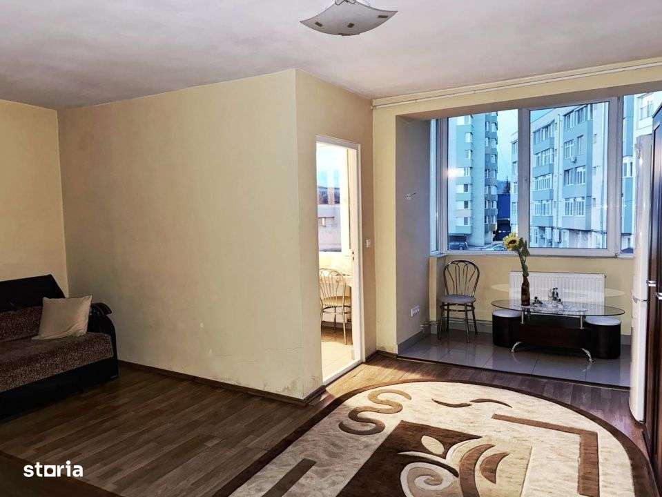 Garsoniera 30 mp etaj 1, Bulevard - zona Generala 1, centrala proprie - Imagine principală: 2/7