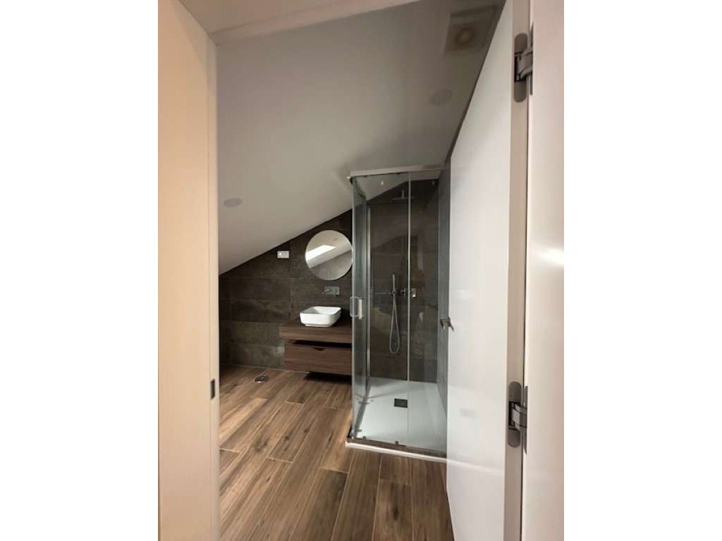 ALCOCHETE - T4 - DUPLEX DE LUXO - C/ TERRAÇO E GARAGEM/2 LUG.-13