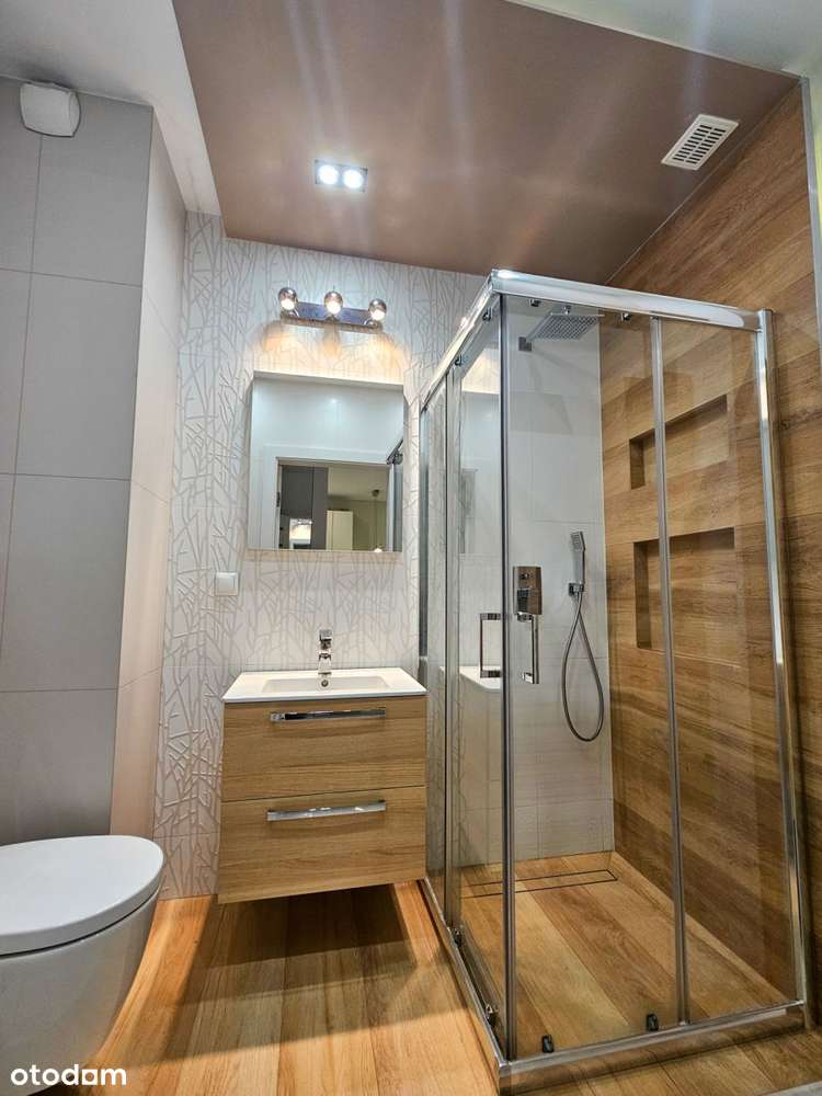 Blisko ronda Matecznego-8