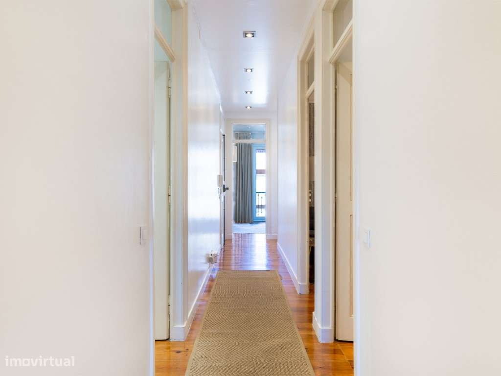 T3 na Estefânia, Remodelado e com Licença AL-8