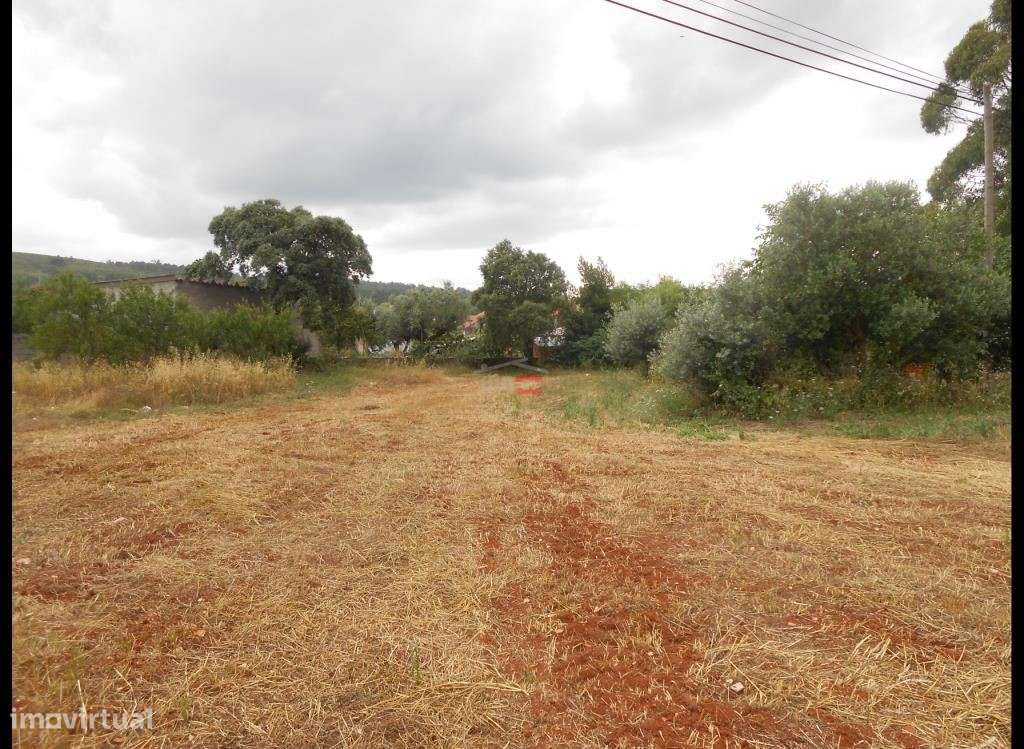 TERRENO PARA CONSTRUÇÃO COM 2880 M2 - MORADIA PARA RESTAURO-5