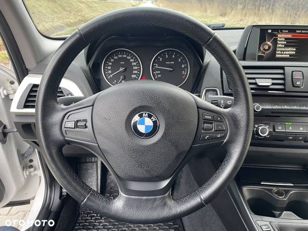 BMW Seria 1 - 16