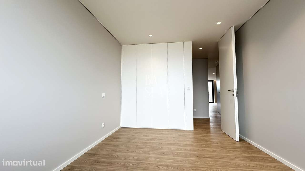 Apartamento T3 novo box para 1 Carro em Ferreiros Braga-7