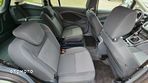 Ford Grand C-MAX - 28