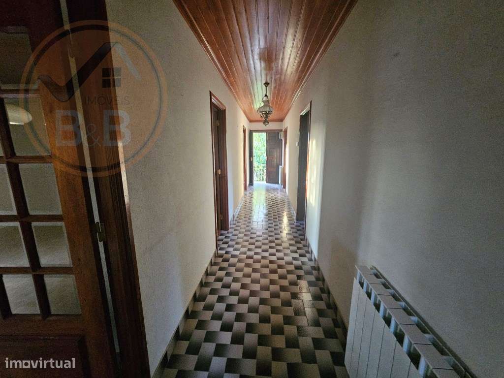 Moradia T4 com terreno, em Cavez, Cabeceiras de Basto-18