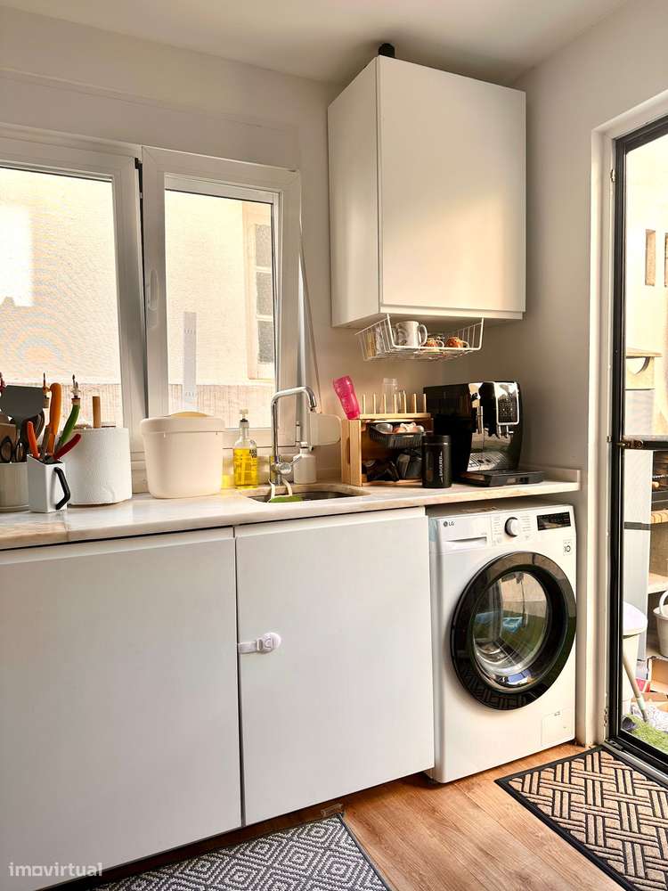 Apartamento T2+1 com pátio privativo no centro de Alverca do Ribatejo-6