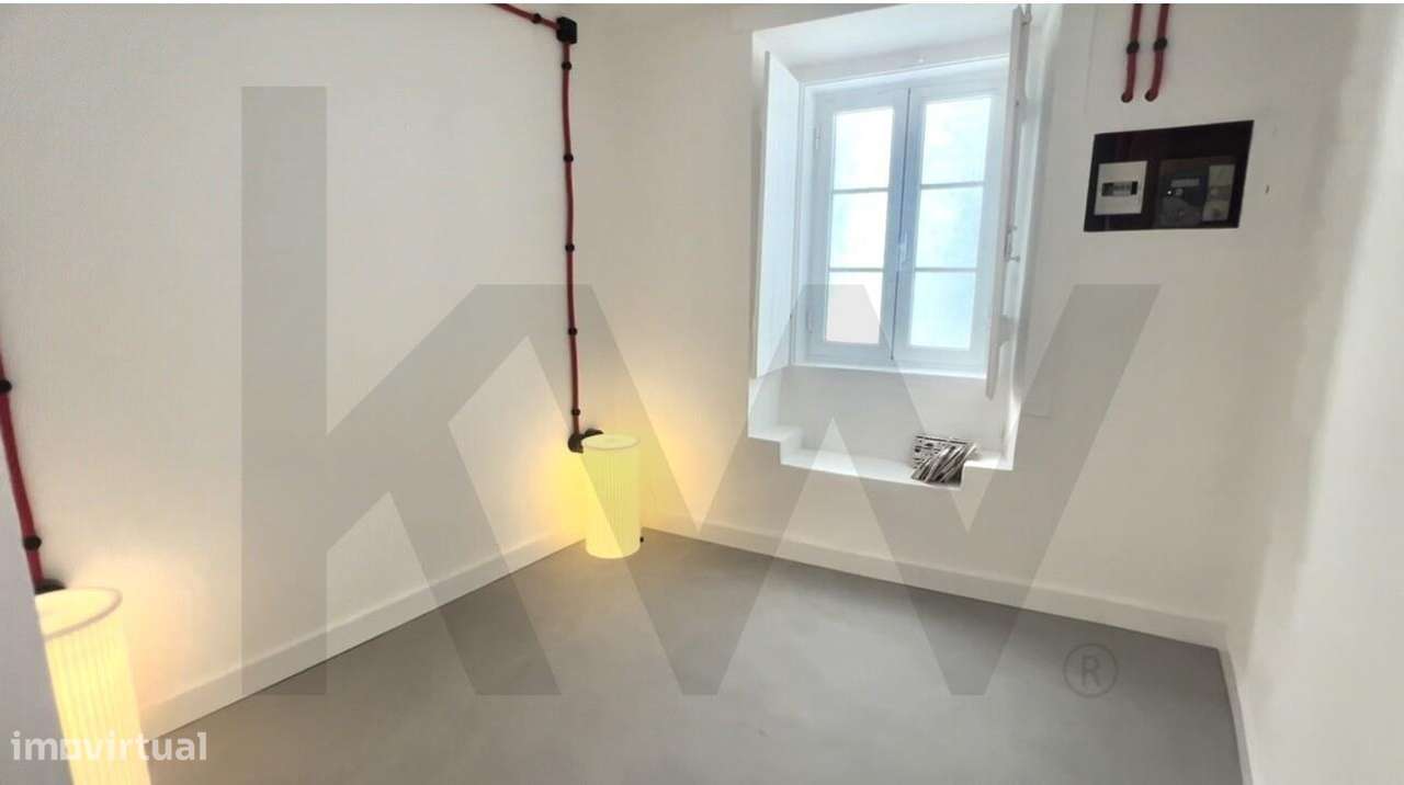 Baixa de Lisboa | T2 renovado a 2 min do metro do Rossio - Grande imagem: 3/16