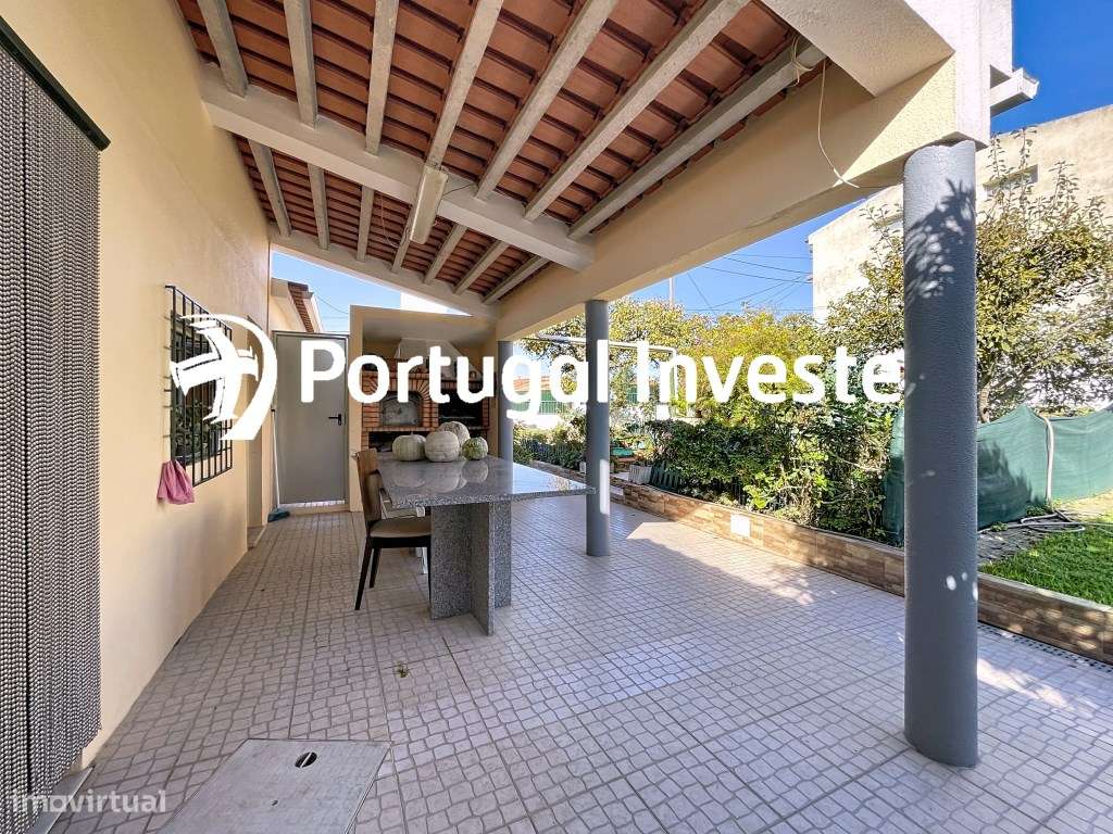 Moradia térrea T3 de 112m2 inserida em lote de 480 m2, na Sobreda, ... - Grande imagem: 5/46