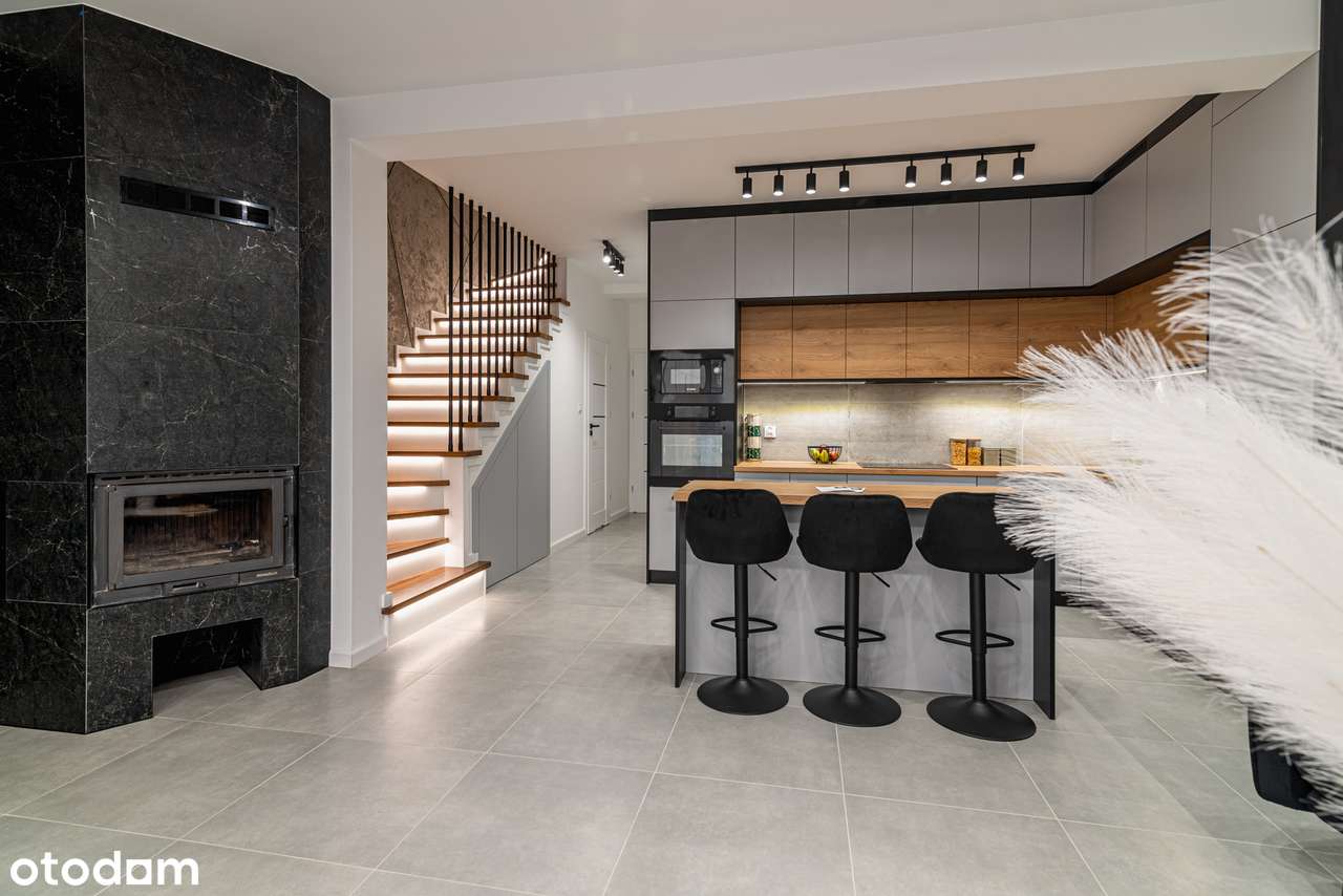 NOWA CENA! Dom szeregowy z Garażem,Kominkiem i Ogrodem-teraz 799tys zł - Pełny obrazek: 2/18