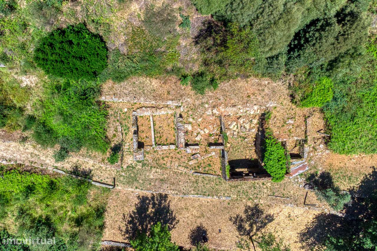 QUINTA NO VALE DO DOURO - 2 CASAS EM PEDRA, 11 HECTARES DE TERRENO-25
