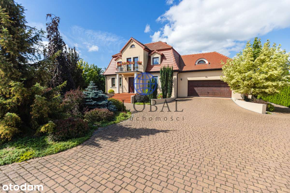 Dom Z Linią Brzegową/186 M2/Działka 2703 M2/Łącko-1