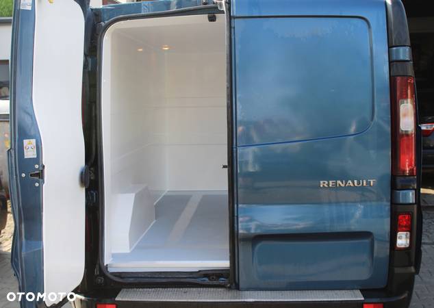 Renault Trafic - 2