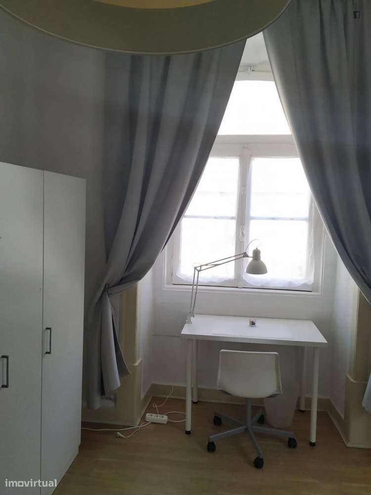 Quarto - localizado em Baixa Lisbon - Grande imagem: 3/10